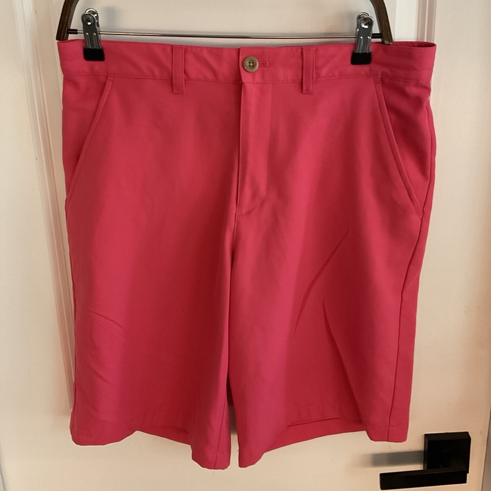 Izod Men's Coral Pink Flat Front Performance Shorts